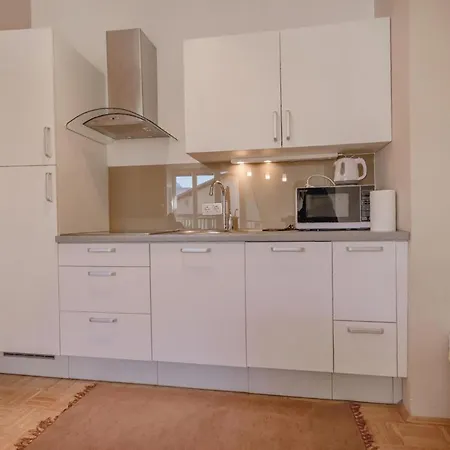 Stunning In Bohinjska Bistrica With 2 Bedrooms And Wifi Apartmán